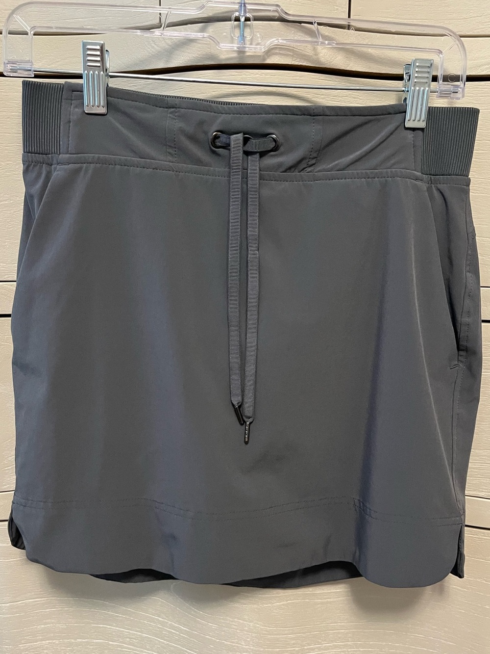 Athleta Metro Skort Size 2